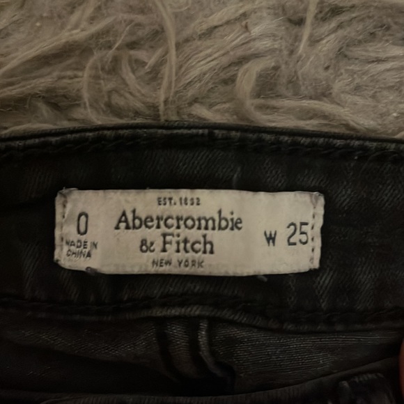 Abercrombie Jeans - Picture 4 of 6